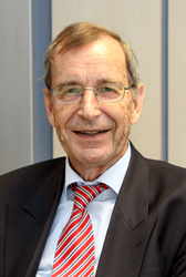 Dr. Joachim Kottke